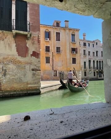 San Marco Apartment With Canal View Венеция Экстерьер фото