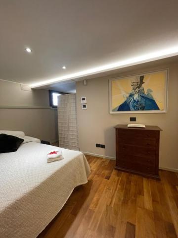 San Marco Apartment With Canal View Венеция Экстерьер фото