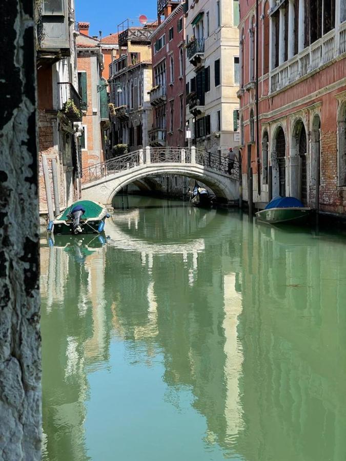San Marco Apartment With Canal View Венеция Экстерьер фото
